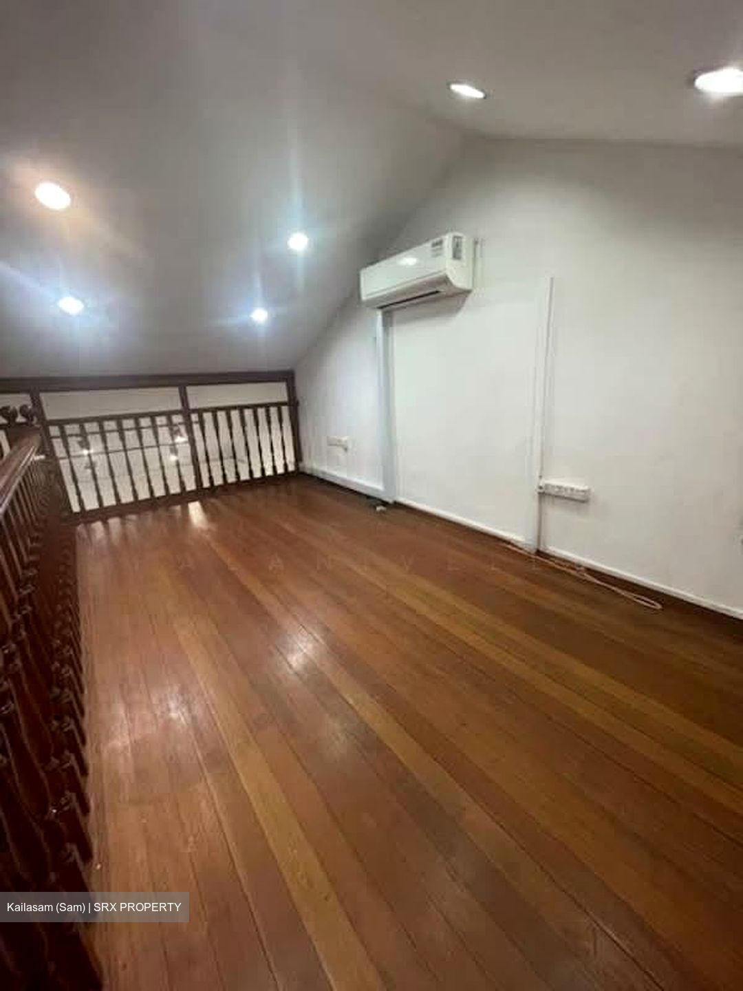 Amoy Street (D1), Office #553872761